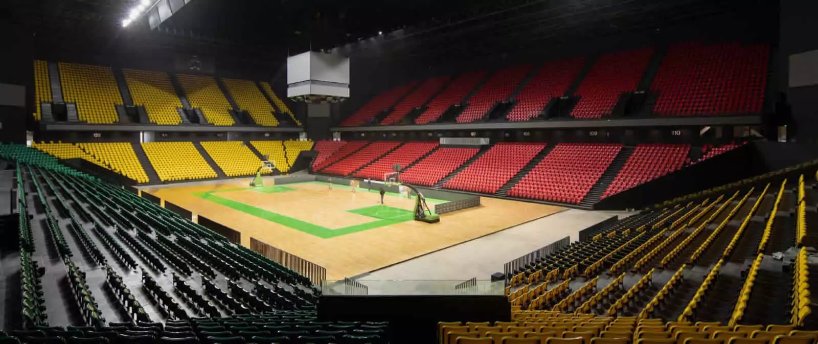 مدرج رياضي بمقاعد قابلة للطي Image